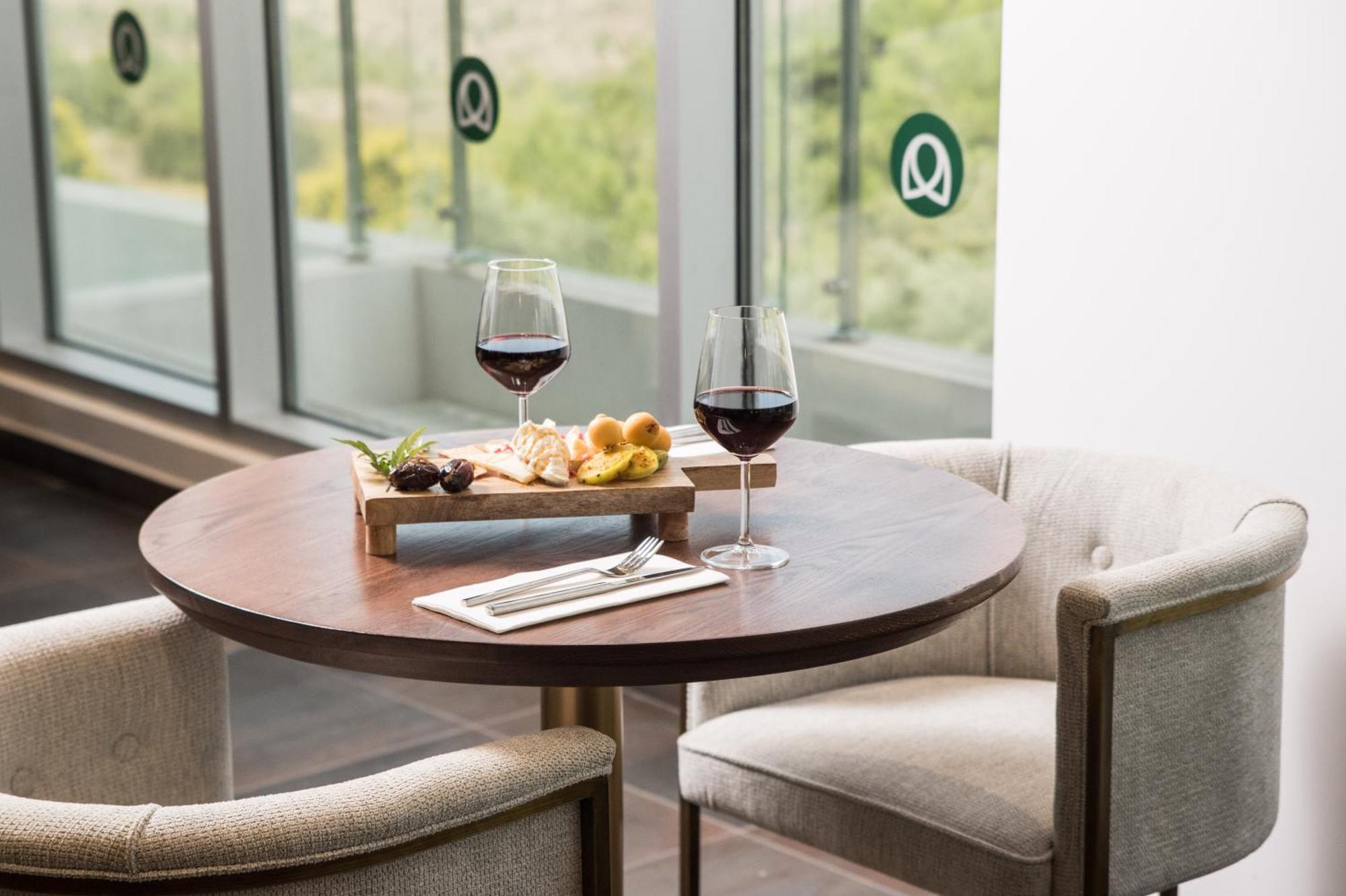 Almond Hotel - Adults Only Неве-Илан Экстерьер фото